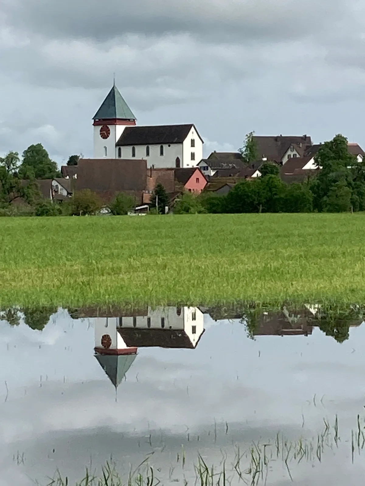 Wenn es nach der Kirchenpflege geht, soll die Umnutzung der Illnauer Kirche proaktiv angegangen werden. Die Illnauer Kirche im Doppelpack